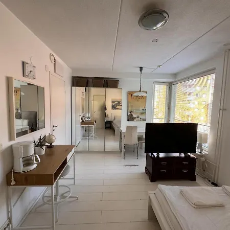 Apartment Perfect Cozy & 5 Star Location *
